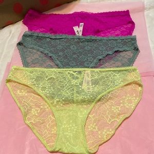 NWT Victoria’s Secret Bundle of 3 Lace Bikini Panty Underwear Size XL
